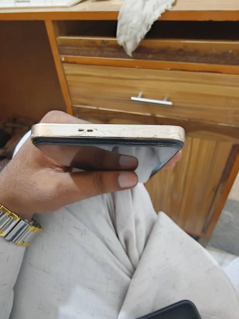 Infinix Note 30 3