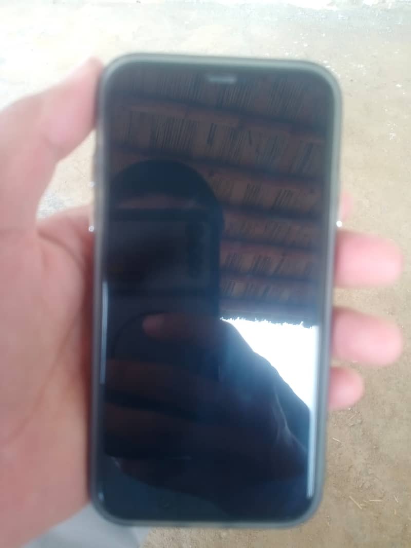 Apple iPhone 11 5