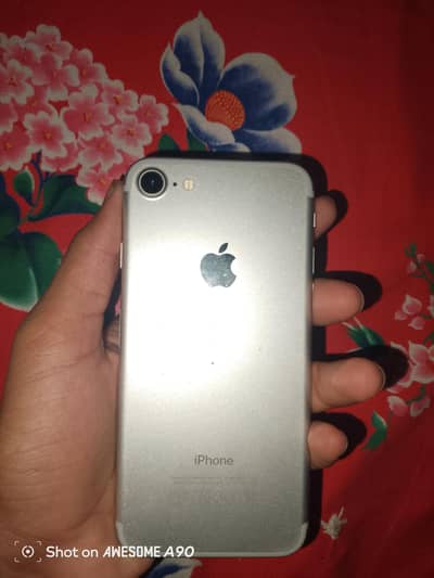 Apple iPhone 7
