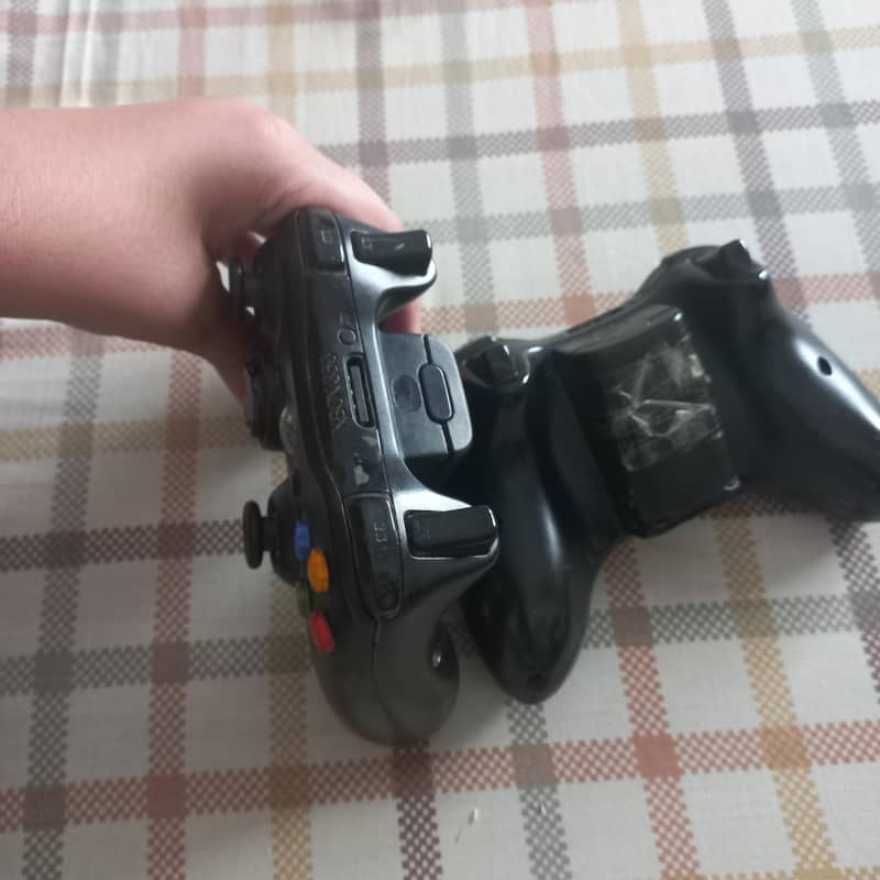 Xbox 360 Controllers 2