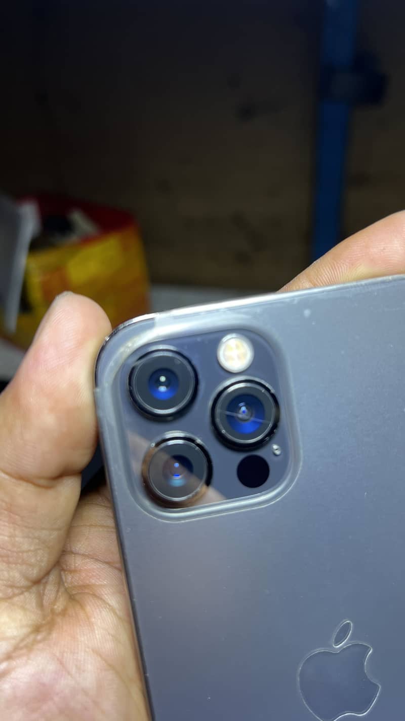Apple iPhone 12 Pro 6