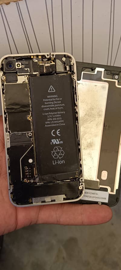 Apple iPhone 4s