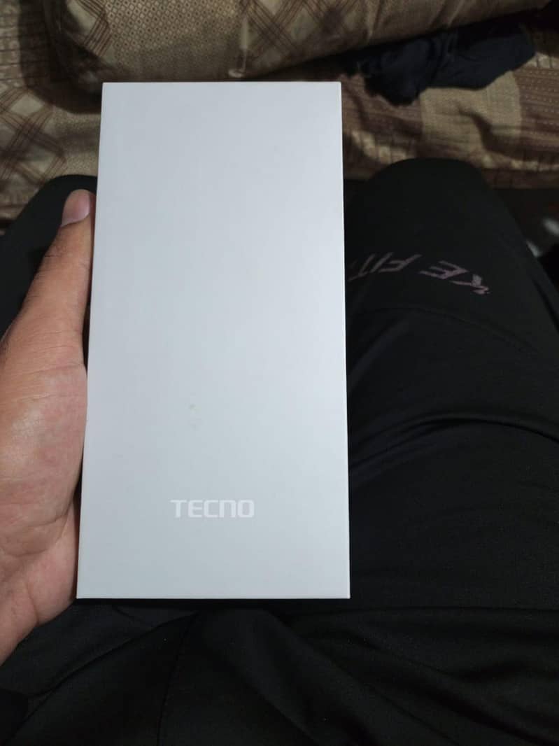 Tecno CAMON 40 Pro 2