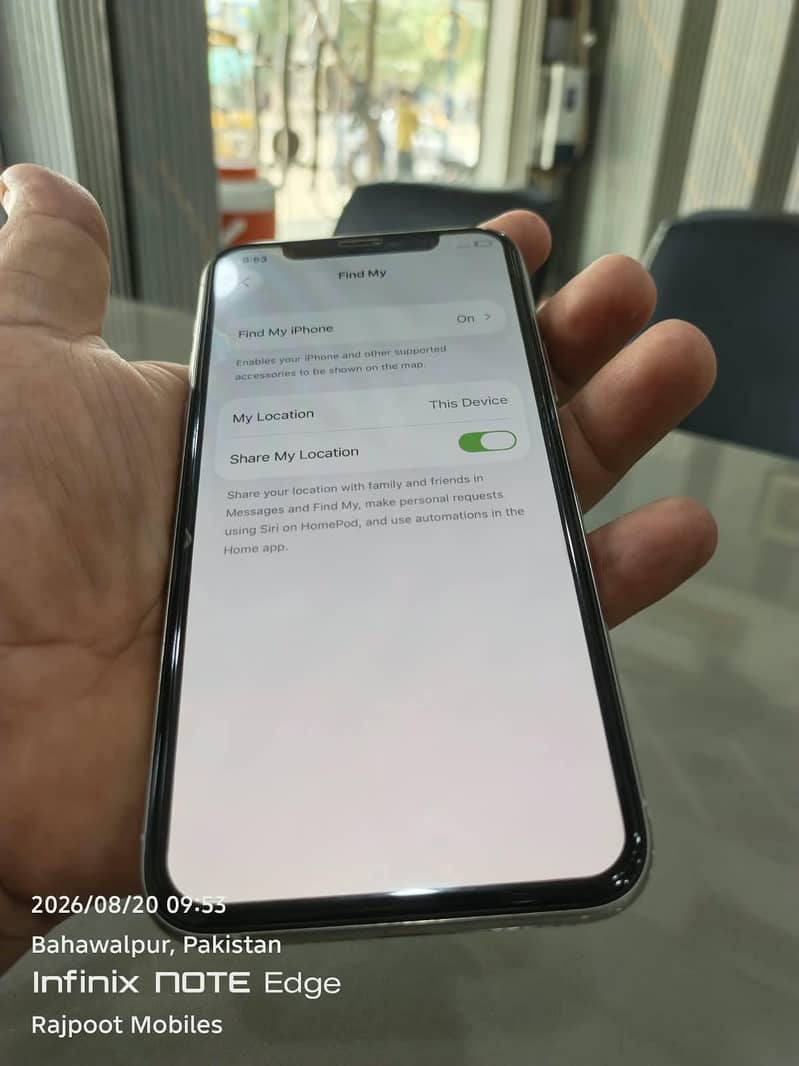 Apple iPhone 11 pro 4
