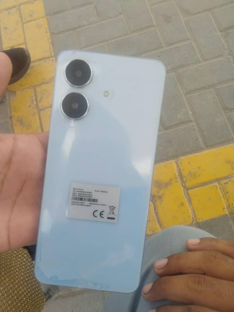Realme Note 60 1