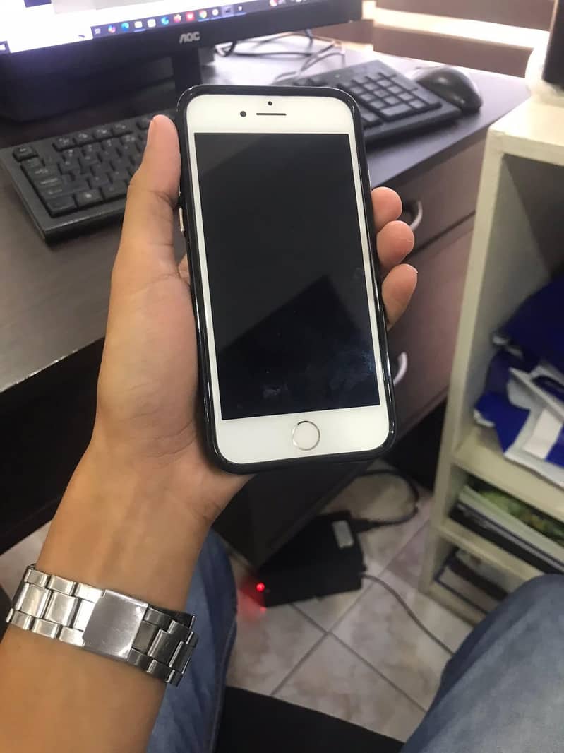 Apple iPhone 7 1