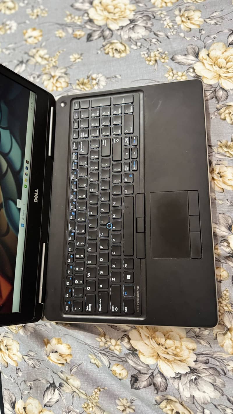 Dell Precision 7510 0