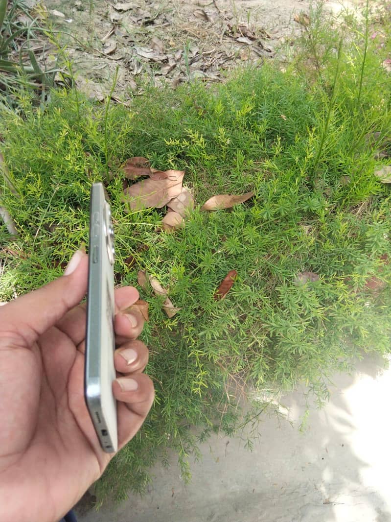 Tecno SPARK 30 Pro 4
