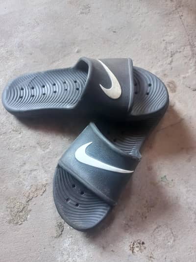 Original Nike (Made in Vietnam)