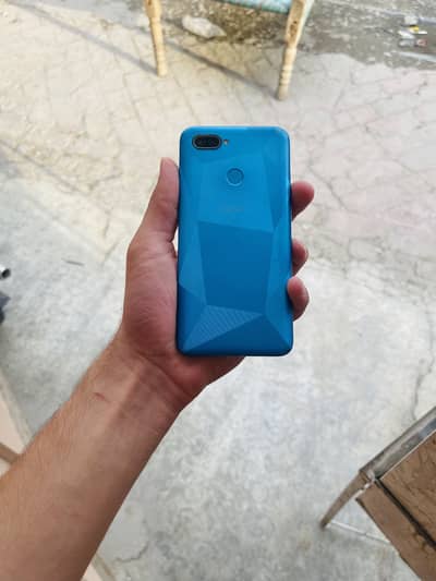 OPPO A12