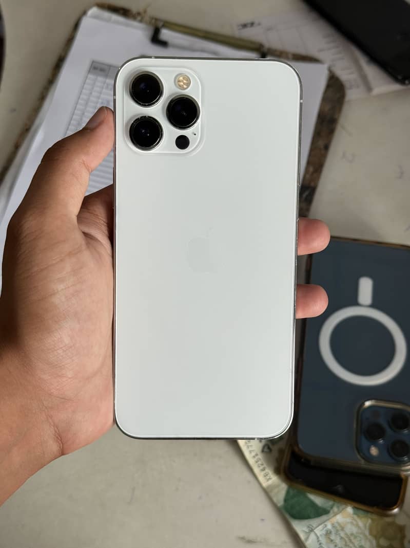 Apple iPhone 12 Pro Max 0
