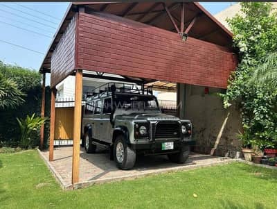 Land Rover Defender 2013 total genuine