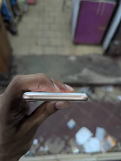 Apple iPhone 8