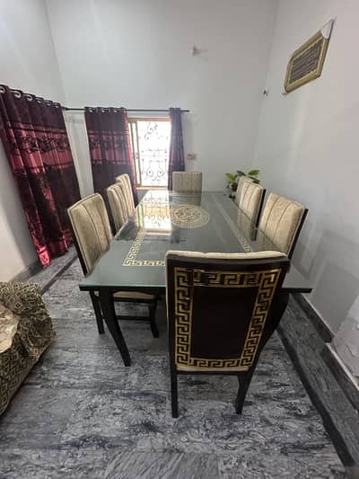 Luxury 8 Seater Dining Table Set – Brand New