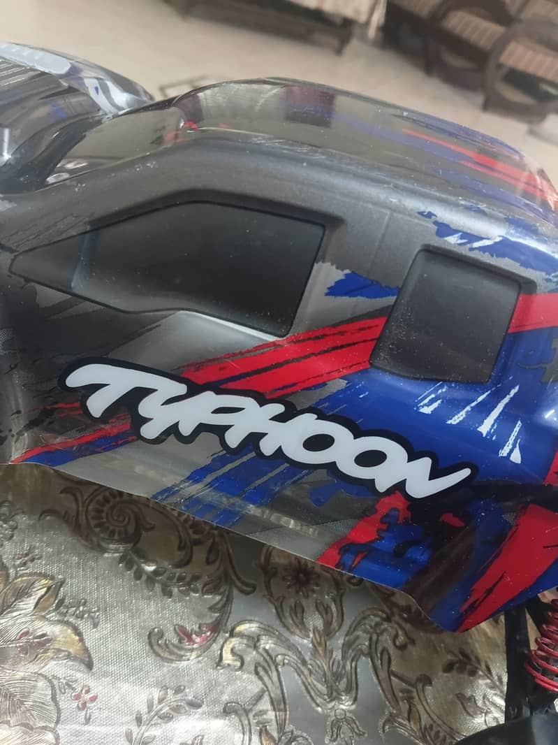 Typhoon MT660 1