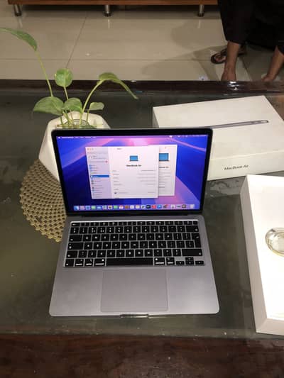 Apple macbook air 2020 8/256gb full box