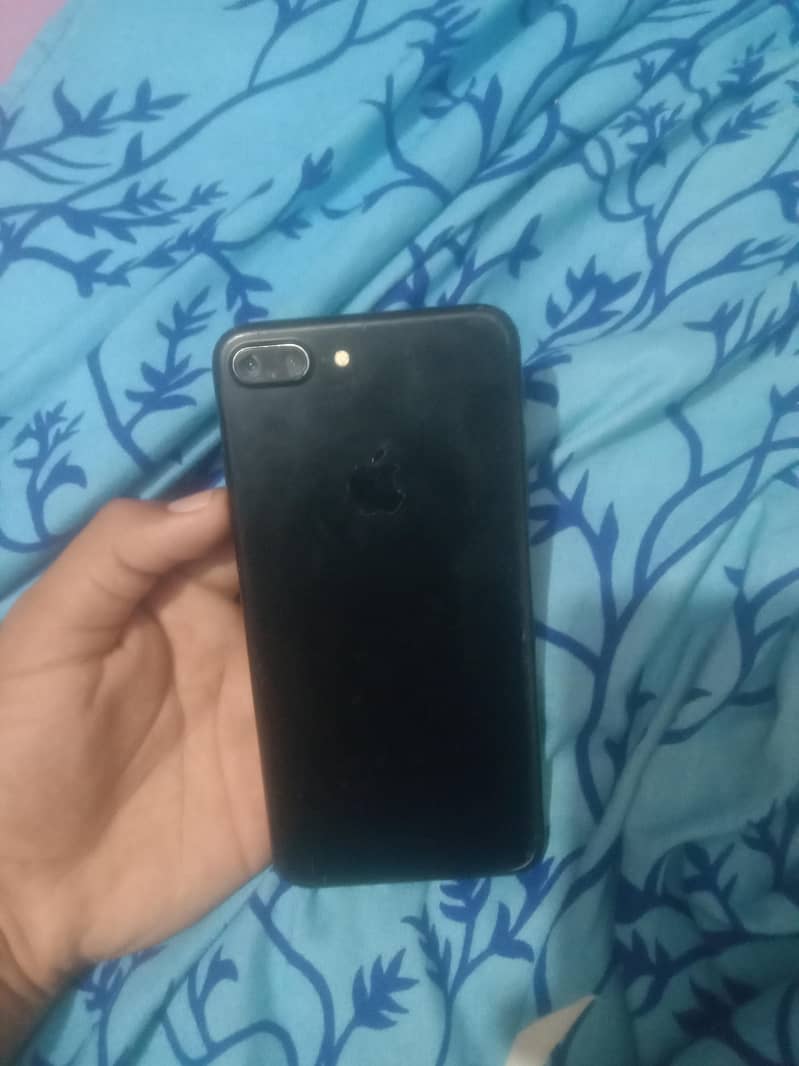 Apple iPhone 7 Plus 4