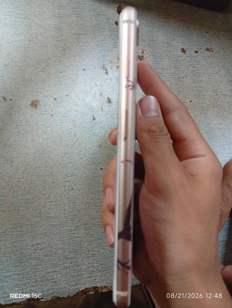 Apple iPhone 8 Plus 2