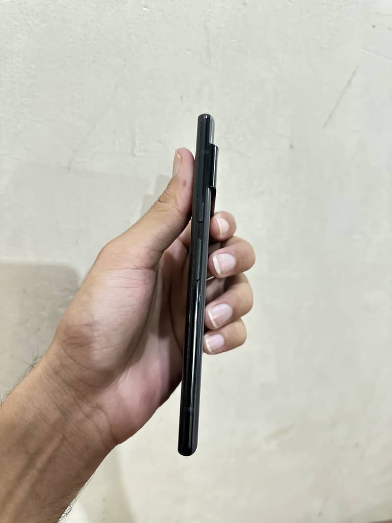 Google Pixel 6 Pro 2