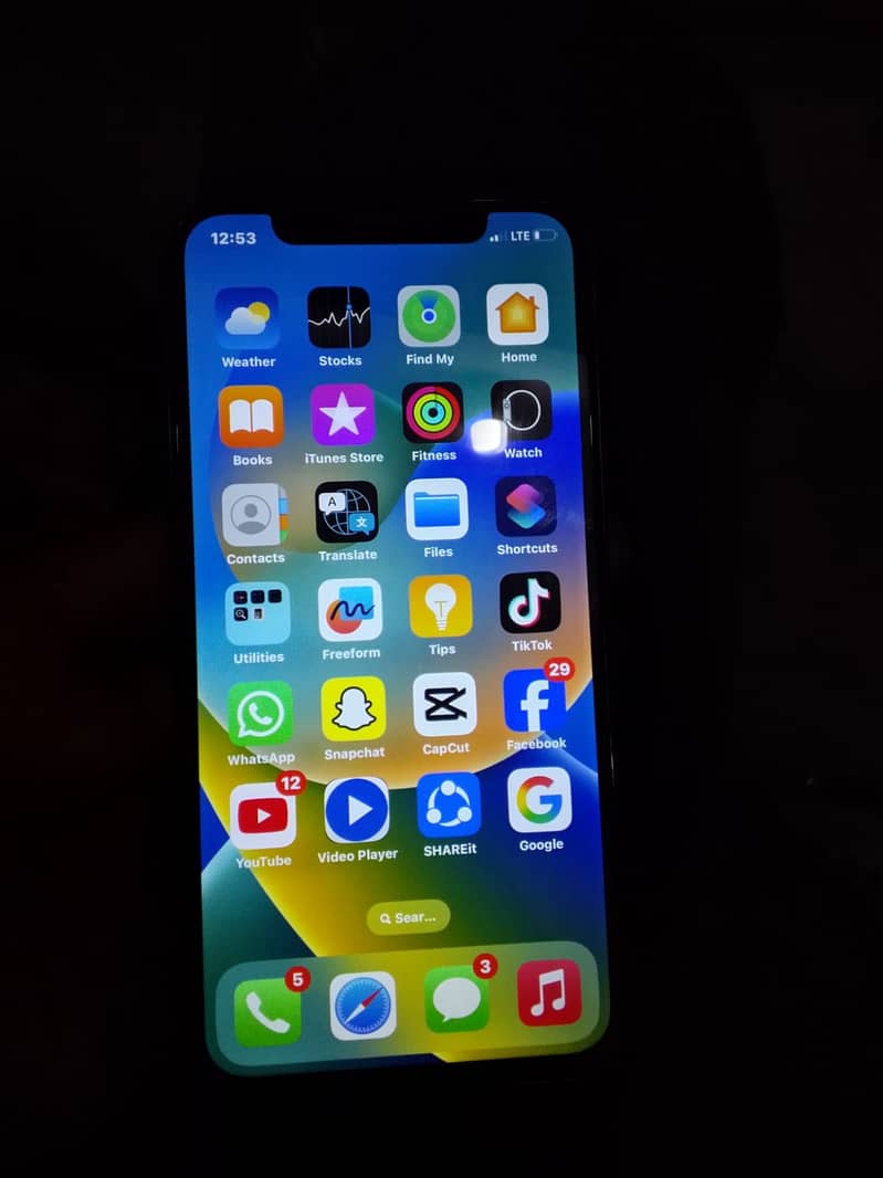 Apple iPhone X 3