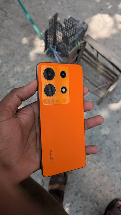Infinix Note 30