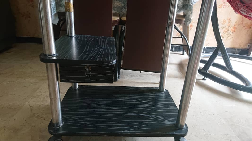 computer trolly 2