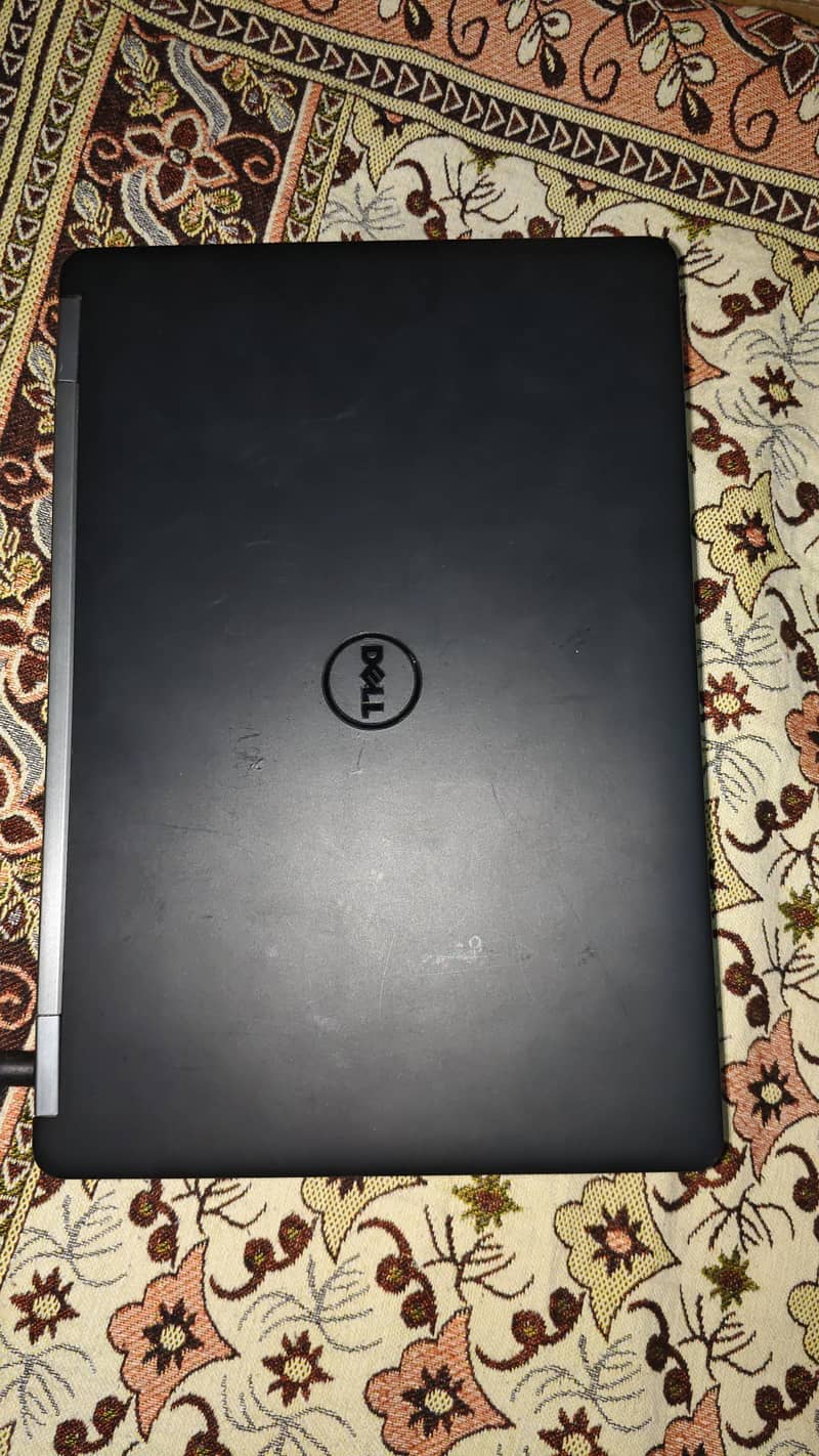 Dell latitude E5470 0