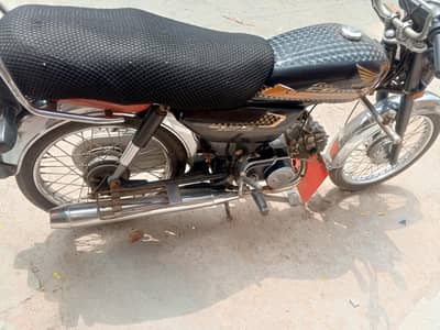 Honda CD70 2022 03086619029