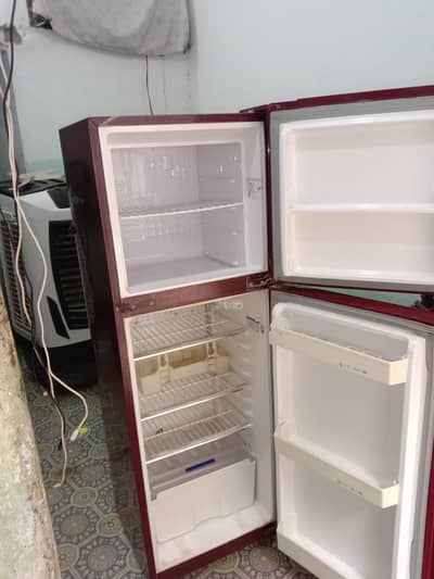 Pel refrigerator good condition