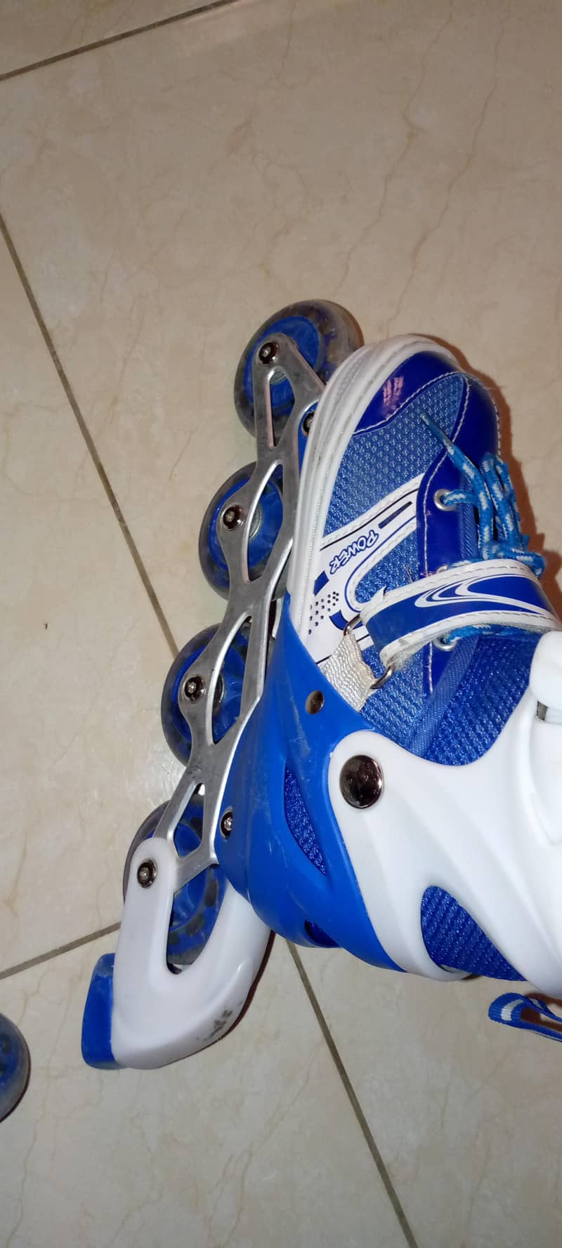 SKATING SHOES 1