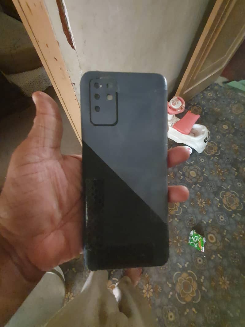 Infinix Note 8 4