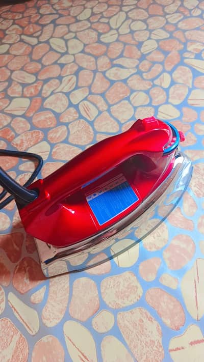 steam iron new condition