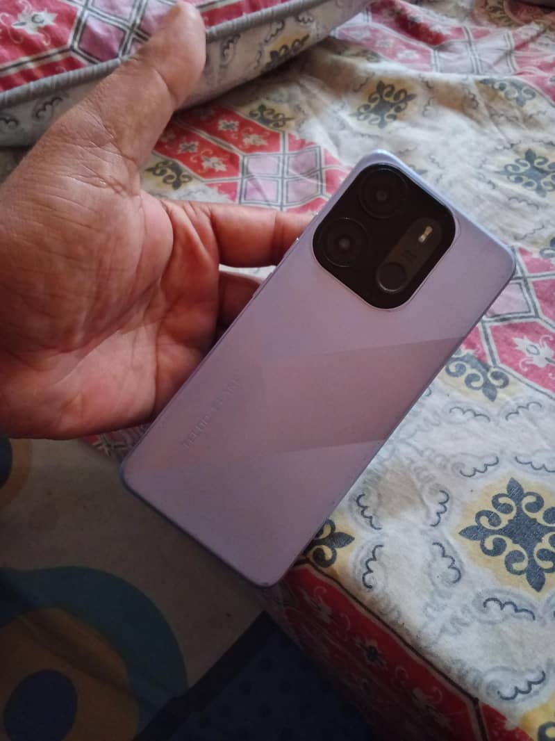Tecno Spark Go 1
