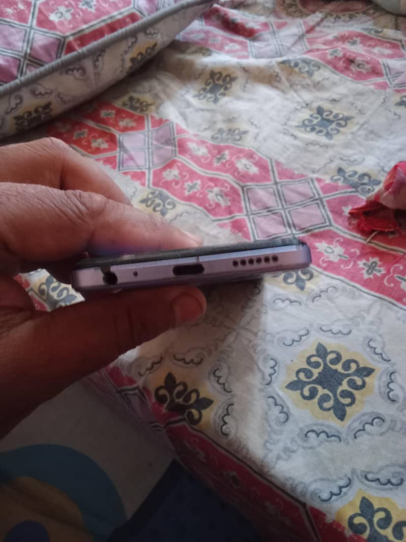 Tecno Spark Go 6