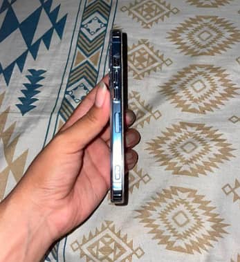 Apple iPhone 13 Pro 3