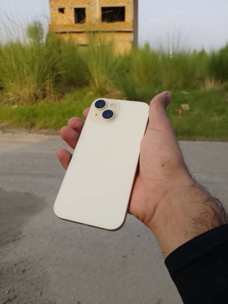 Apple iPhone 15 5