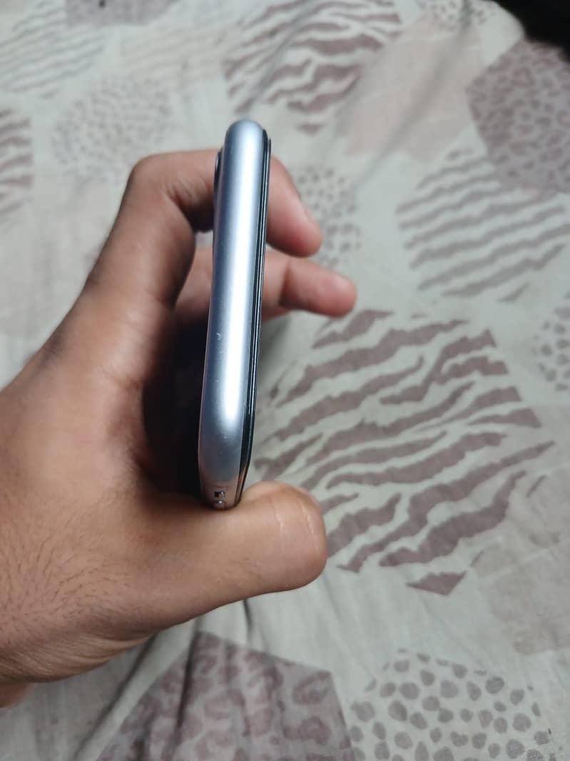 Apple iPhone 11 5