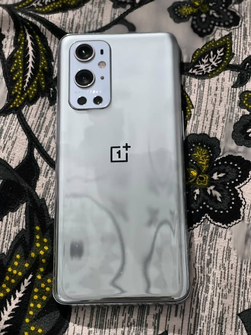 One Plus 9 Pro 5