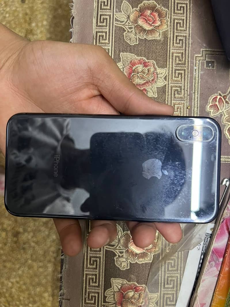 Apple iPhone X 3