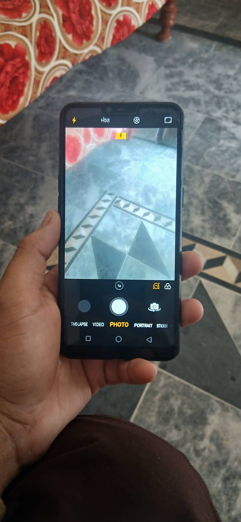 OPPO A3s 4