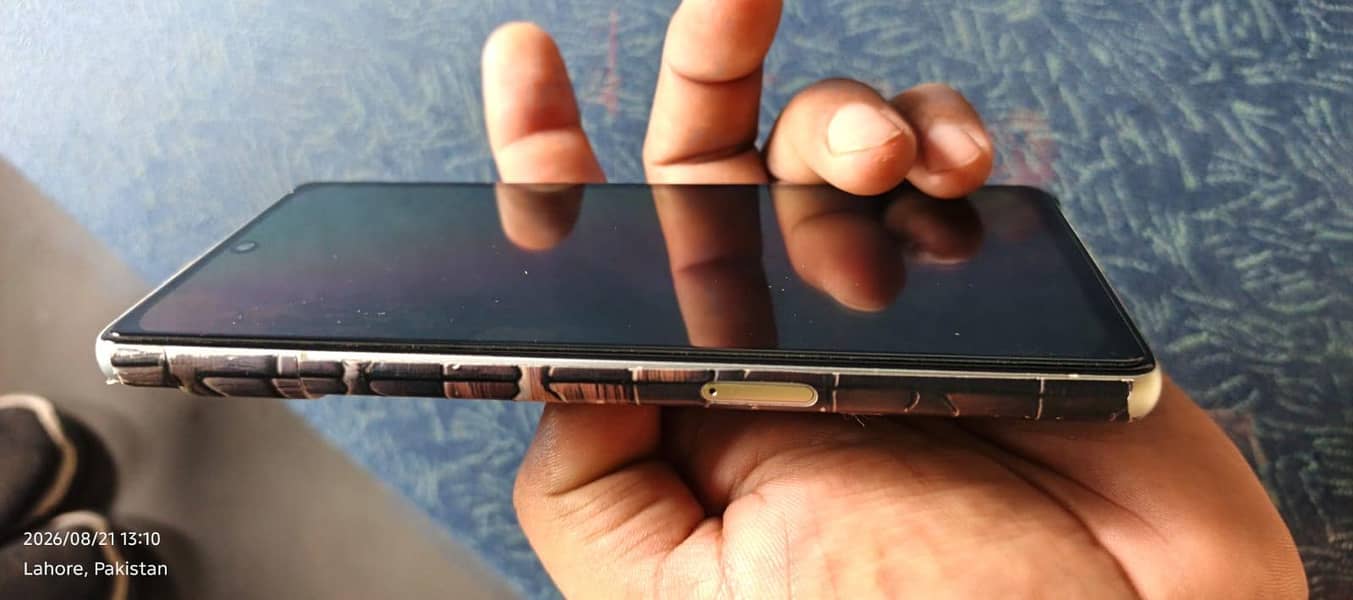 Google Pixel 7 3