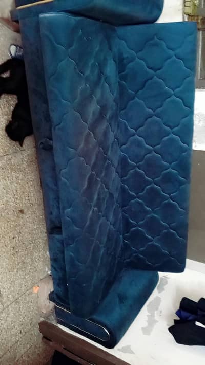 Sofa come bed almost new 10/10 condition