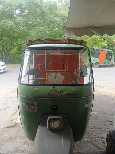 auto ricshaw is number par 03114148289