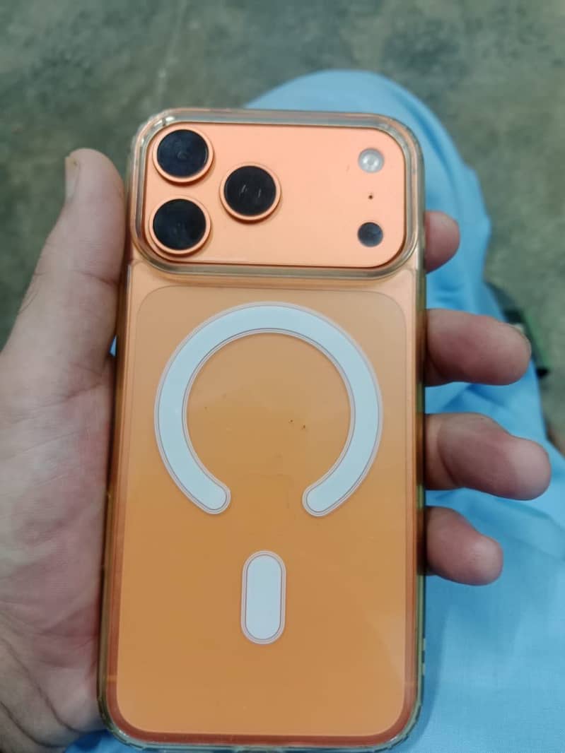 Apple iPhone 17 Pro Max 0