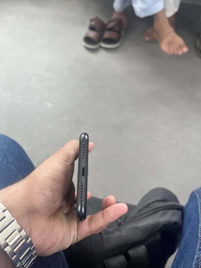 Apple iPhone XR