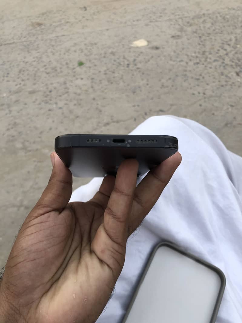 Apple iPhone 14 Pro Max 0