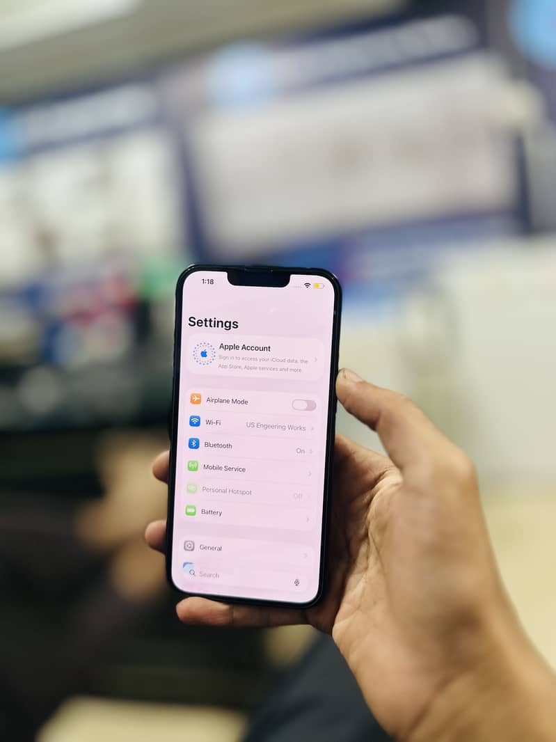Apple iPhone 13 128gb 10/10 condition 6