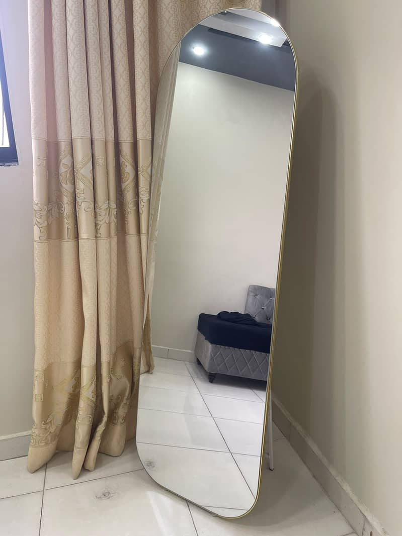 Standing mirror 0