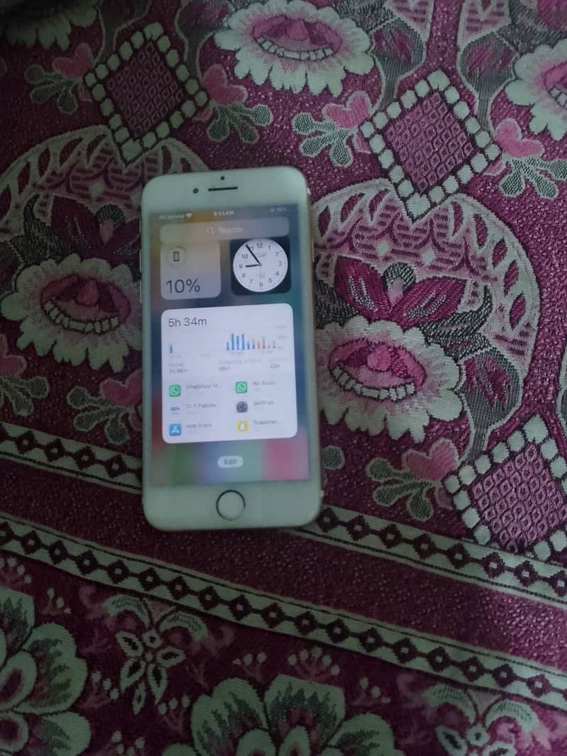Apple iPhone 7 2