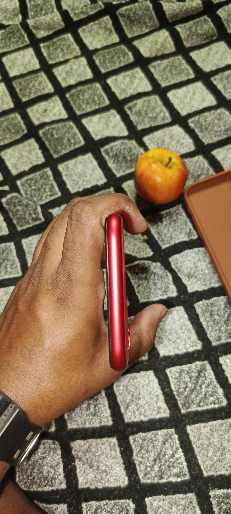 Apple iPhone 11 3